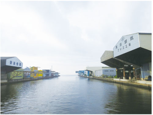 専用岸壁 専用岸壁